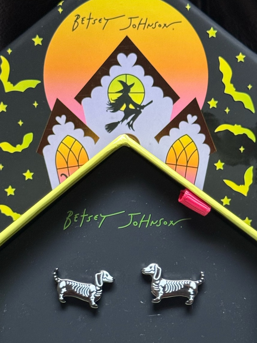 Betsey Johnson NIB Black and Silver Dachshund Skeleton Stud Earrings